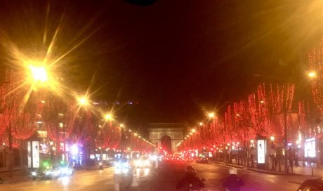 tuktuk illuminations Noël Christmas Paris 2020